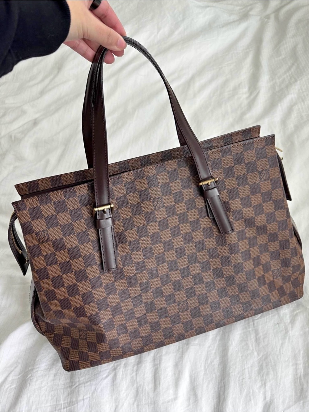 Louis Vuitton Damier Ebene Chelsea shoulder bag